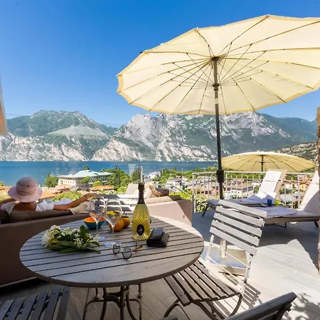 Villa Fiore Torbole Sul Garda Exterior photo